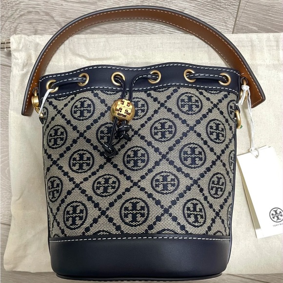Tory Burch Monogram Bucket Bag in Navy Blue with Off-White - Picture 1 of 8